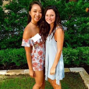 Meet your Posher, Dana